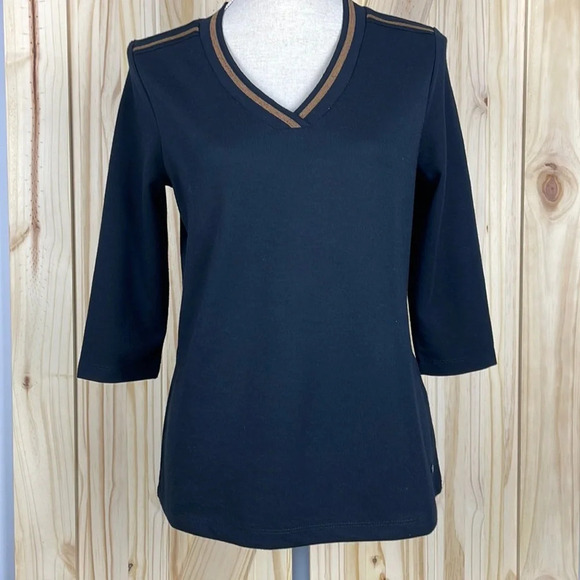 Women's Navy V-Neck Top - Picture 3 of 8